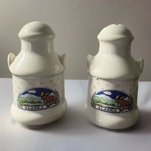 Vintage Alaska Souvenir Salt Pepper Shaker Set Milk Can Moose Landscape Taiwan
